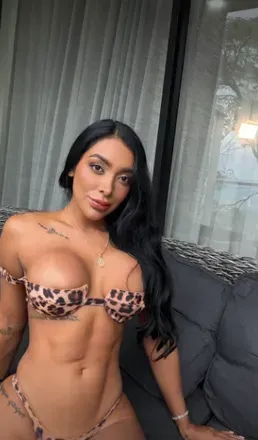 Tatiana Uran (@latintatixo) OnlyFans profile photo