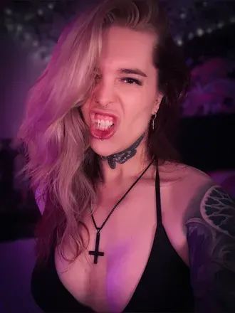 @leahsinsxo OnlyFans profile photo