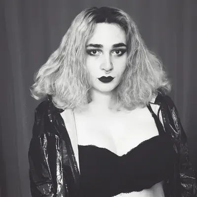 Léna Camoni (@lenacamoni) OnlyFans profile photo