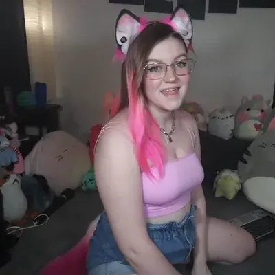 Lilly Puppy (she her) (@lil.fox.pup) OnlyFans profile photo