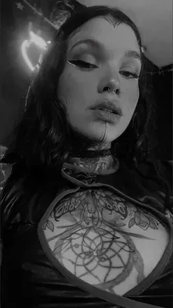 Marie (@lilmarieee) OnlyFans profile photo