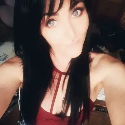 Amy (@lilmissshikari) OnlyFans profile photo