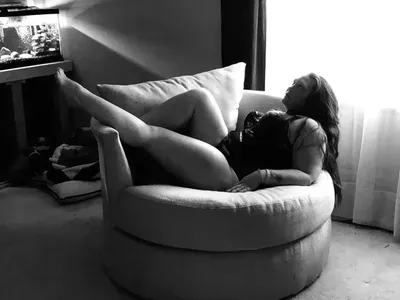 Leslie (@lilmomma1210) OnlyFans profile photo