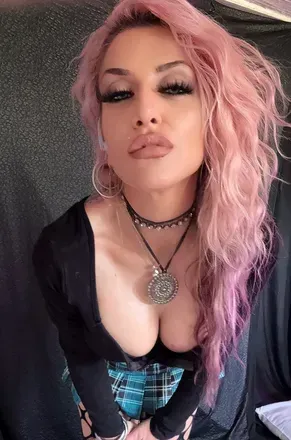 @lilyphlowers OnlyFans profile photo