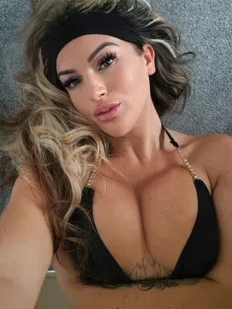 @lilyyoursecret OnlyFans profile photo