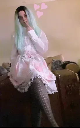 Sofia (@little_sofia) OnlyFans profile photo