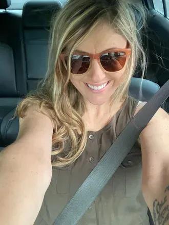 Hippie Happy (@livinglifefully21) OnlyFans profile photo