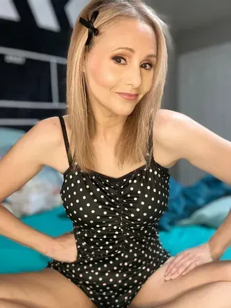 Liz LaPoint (@liz_lapoint) OnlyFans profile photo