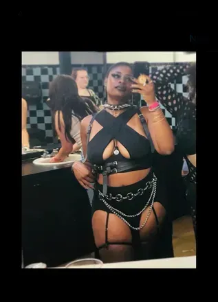 Manic Emo Dreamdoll (@lonel-e-girl) OnlyFans profile photo
