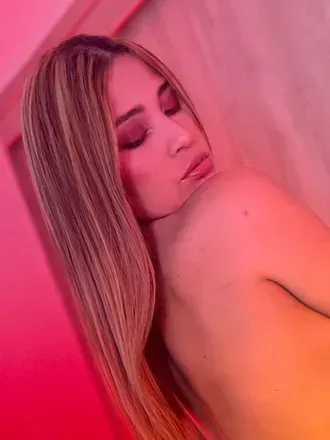 @lorainemolinaa OnlyFans profile photo