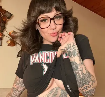 Loretta (@lorettalichter) OnlyFans profile photo