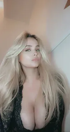 Louise (@louisemoore) OnlyFans profile photo