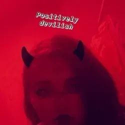Cait (@lunarpanda253) OnlyFans profile photo