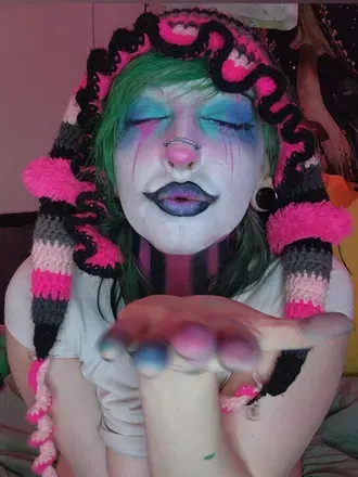 Lunar sterling (@lunartheclown) OnlyFans profile photo