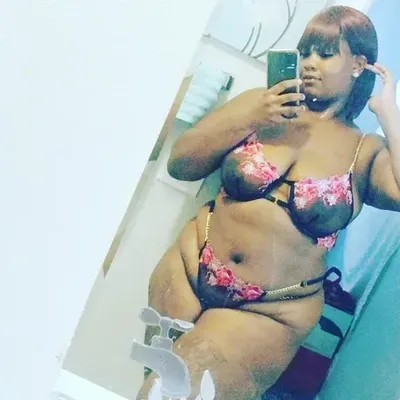 LuvlyLola (@luvlylolaxxx) OnlyFans profile photo
