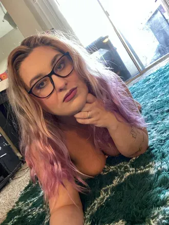 Lydia Cooper (@lydiacooper) OnlyFans profile photo