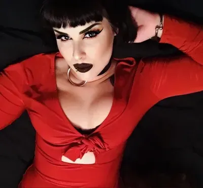 Chloe Lee (Lyra) (@lyralumina) OnlyFans profile photo