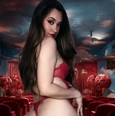 Miss MaddieM (@maddiem94) OnlyFans profile photo