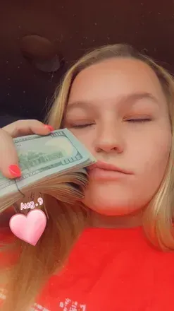 Maddy (@madgirl01) OnlyFans profile photo