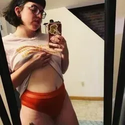 @mantisbabyy OnlyFans profile photo