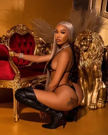 @mellabarbiee OnlyFans profile photo