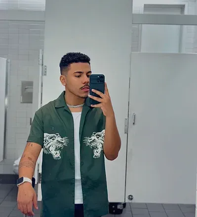 Ivan Vizcaino (@meraki23) OnlyFans profile photo