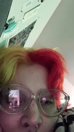 Moth (@mightbanalien) OnlyFans profile photo