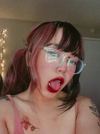 Miie (@miieuwu) OnlyFans profile photo