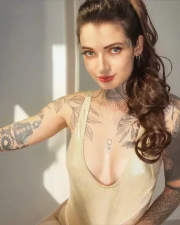 Millene (@millenesg) OnlyFans profile photo