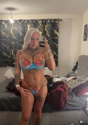 Lola (@mimisparksx) OnlyFans profile photo