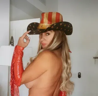 Swedish Bella (@miss_swedish_bella) OnlyFans profile photo