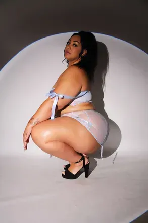 MoMo Lee (@mo.mo_lee) OnlyFans profile photo