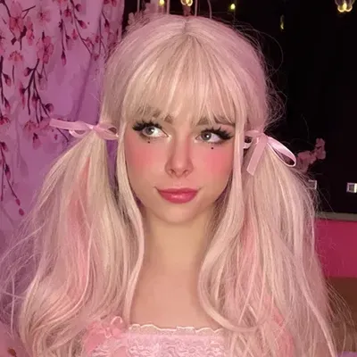 Mollie (@molliewrld) OnlyFans profile photo