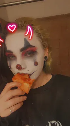 Lilly Whyte (@mommaspicy) OnlyFans profile photo