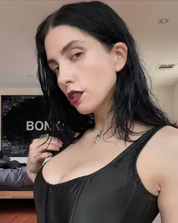 Nadya Riot (@nadya) OnlyFans profile photo