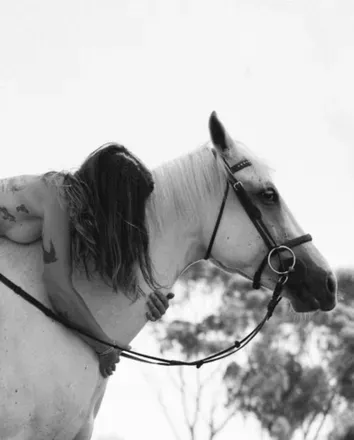 Jess (@nakedhorsegirl) OnlyFans profile photo