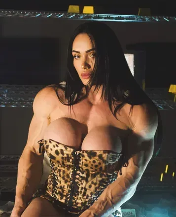 Natalia Kovaleva aka Big Natalia (@nataliakovalevafbb) OnlyFans profile photo