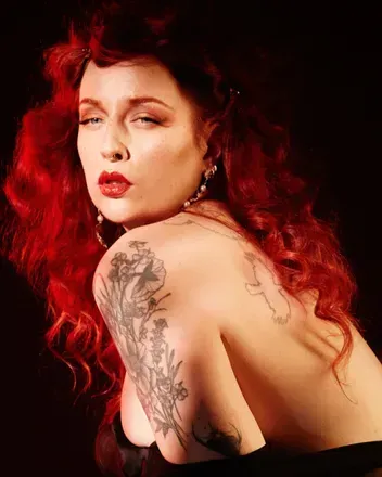 Necia Navine (@necianavine) OnlyFans profile photo