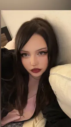 @neesi OnlyFans profile photo