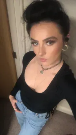 Nellie (@nelliearia) OnlyFans profile photo