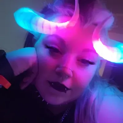 @neonsuccubabe OnlyFans profile photo