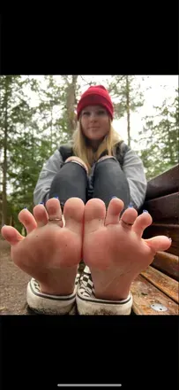 Nikki (@nikkisoless) OnlyFans profile photo