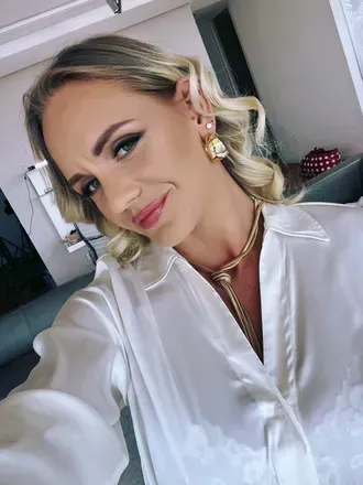Nina Heels (@ninaheels_official) OnlyFans profile photo