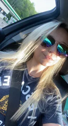 SillyBlonde( (@nothinlefttohide) OnlyFans profile photo