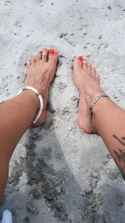 Shelly D. (@obsofeet) OnlyFans profile photo