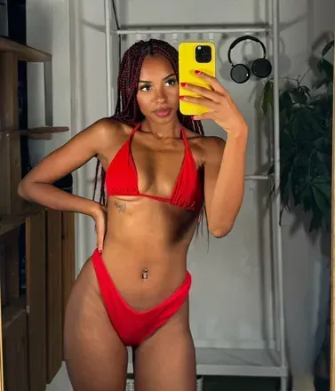 Lina Ebony (@officiallinablack) OnlyFans profile photo