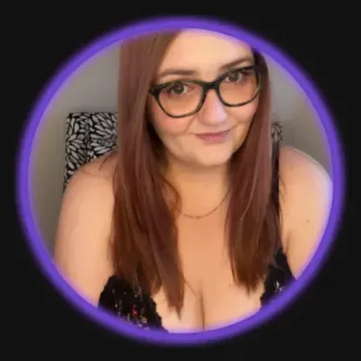 @oliviaozarks OnlyFans profile photo