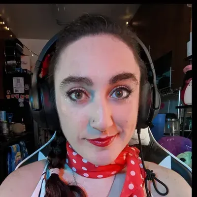 Peach (@onlypeaches12) OnlyFans profile photo