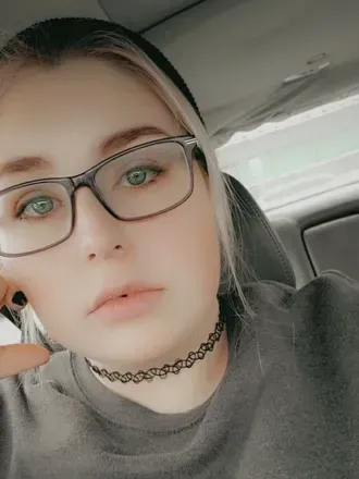 Elizabeth Grace (@outwardhealer98) OnlyFans profile photo