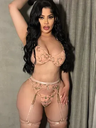 Nadia Ali (@pakinadiaali) OnlyFans profile photo